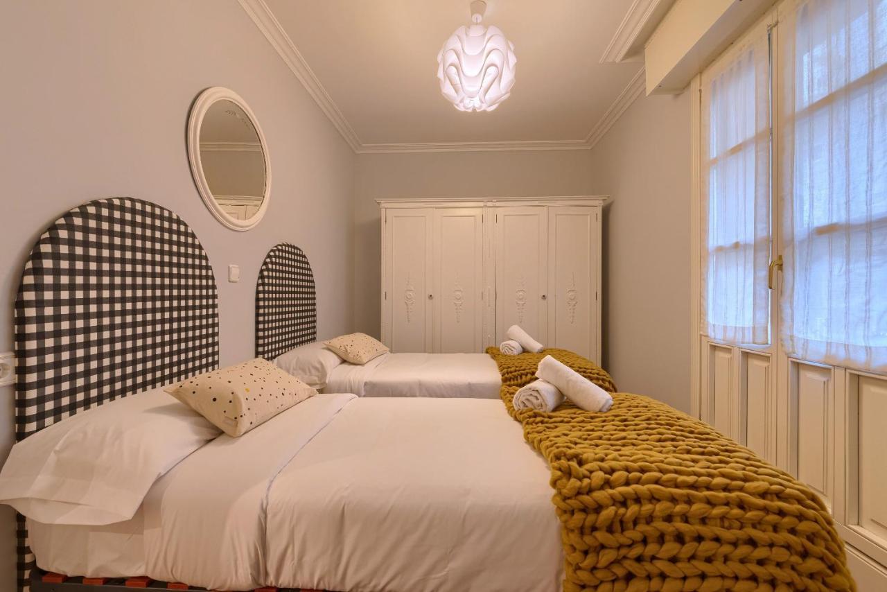 Ferienwohnung Bailen Reformado Elegante Con Wifi Bilbao Exterior foto